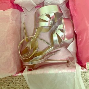 Chinese Laundry Platform Heels Silver